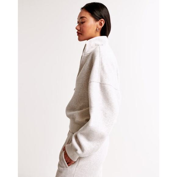 Abercrombie & Fitch Essential Sunday Half Zip Sweatshirt - L Light Grey - Picture 4 of 4